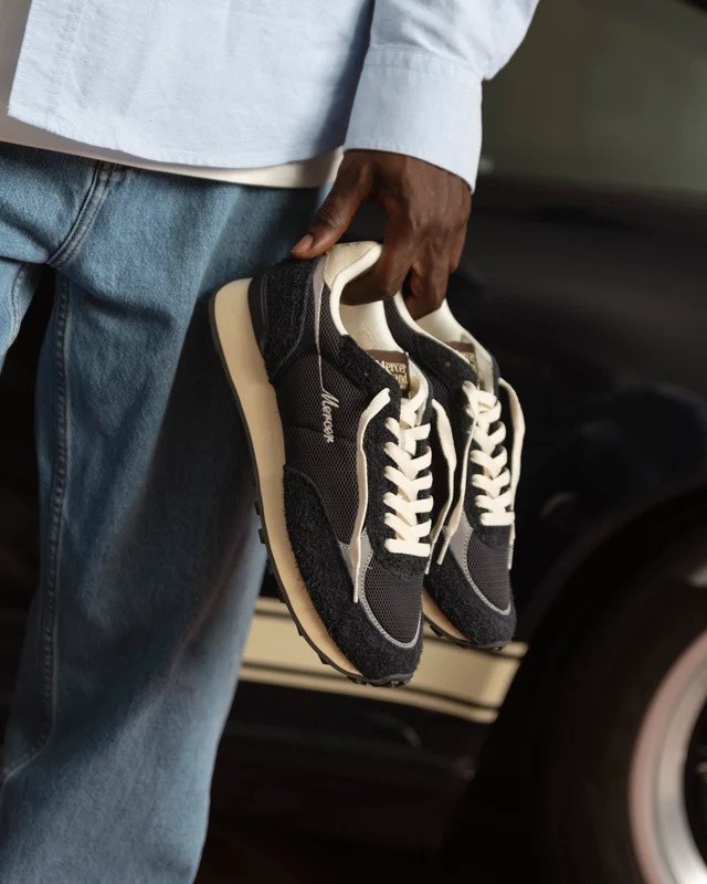 Mercer sneakers kopen voor dames en heren bij RIGI Mercer sneakers kopen voor dames en heren bij RIGI