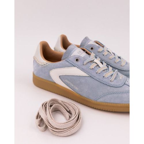 Zero Cent Cinq 0-0105, Nova Mocassin storm in lichtblauw suède met wit lakleer voor dames. 