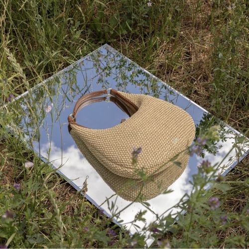 Abro Hobo Nana handtas in beige raffia met bruin leer voor dames. 