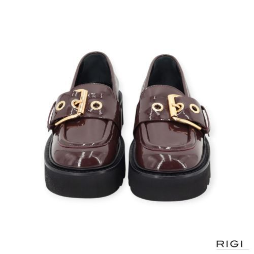 AGL Luggie mocassin in bordeaux lakleer met gouden gesp voor dames AGL Luggie mocassin in bordeaux lakleer met gouden gesp voor dames