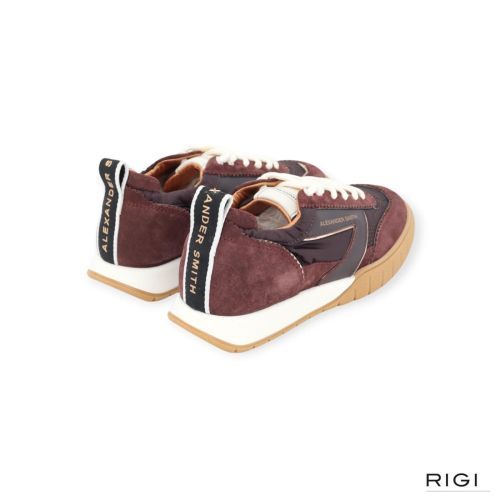 Alexander Smith Abbey Woman sneaker in bordeaux suède met bruin nylon voor dames. 