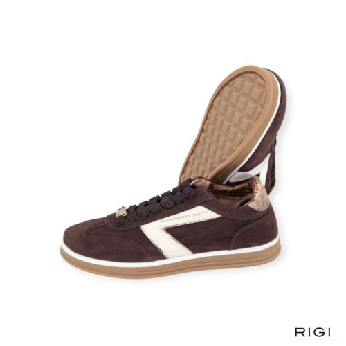 Alexander Smith Thames Woman sneaker in donkerbruin suède met offwit leer. 