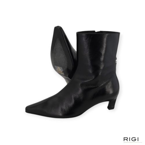 Alohas Ambar S101164-01 enkellaars in zwart leer voor dames. Alohas Ambar S101164-01 enkellaars in zwart leer voor dames.