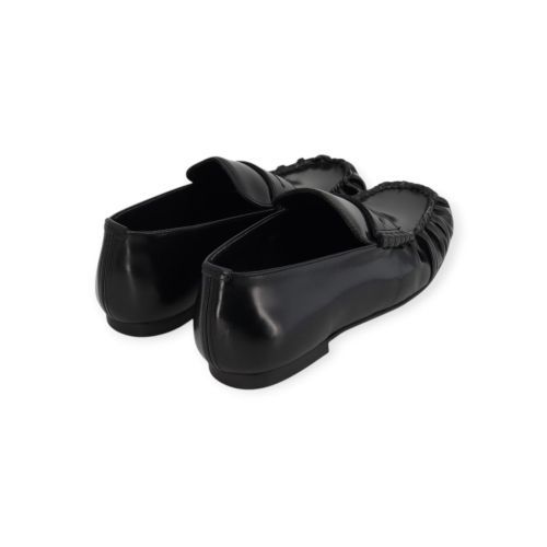 Alohas Aven Rift mocassin in zwart glad leer voor dames.