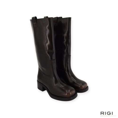 Alohas Sajan Vintage S100550-02 laars in bruin leer voor dames. Alohas Sajan Vintage S100550-02 laars in bruin leer voor dames.