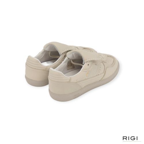 Alohas Tb. 490 Club S100724-02 sneaker in beige leer voor dames. Alohas Tb. 490 Club S100724-02 sneaker in beige leer voor dames.