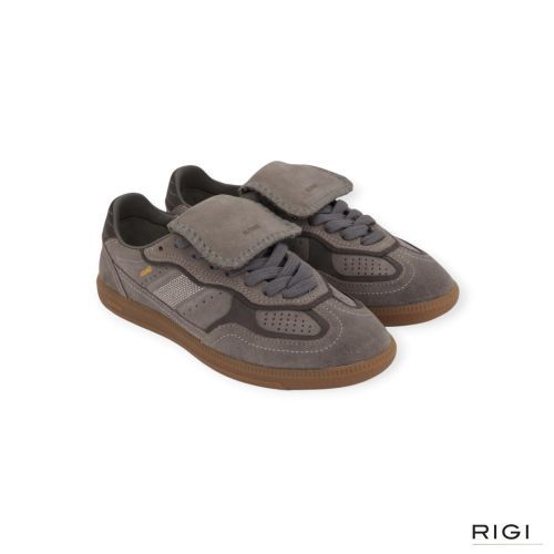 Alohas Tb. 490 Club S100917-06 sneaker in grijs suède voor dames. Alohas Tb. 490 Club S100917-06 sneaker in grijs suède voor dames.