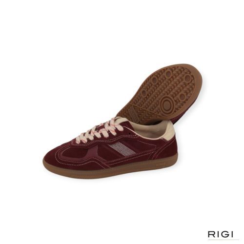 Alohas Tb.490 Rife S100471-34 sneaker in bordeaux suède voor dames. Alohas Tb.490 Rife S100471-34 sneaker in bordeaux suède voor dames.