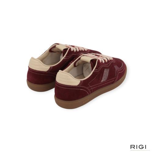 Alohas Tb.490 Rife S100471-34 sneaker in bordeaux suède voor dames. Alohas Tb.490 Rife S100471-34 sneaker in bordeaux suède voor dames.