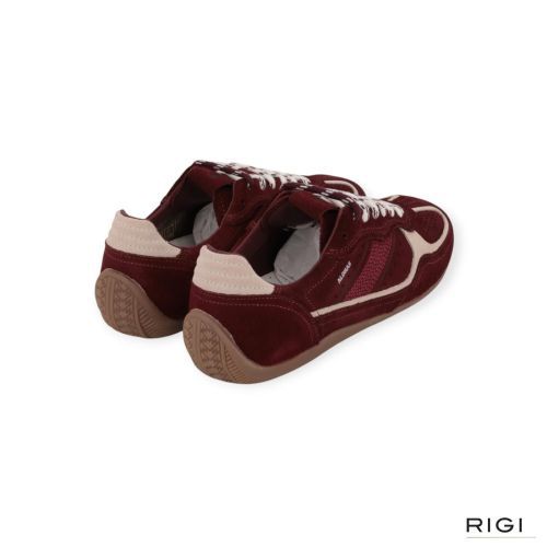 Alohas Tb.91 S101114-11 sneaker in bordeaux suède voor dames. Alohas Tb.91 S101114-11 sneaker in bordeaux suède voor dames.