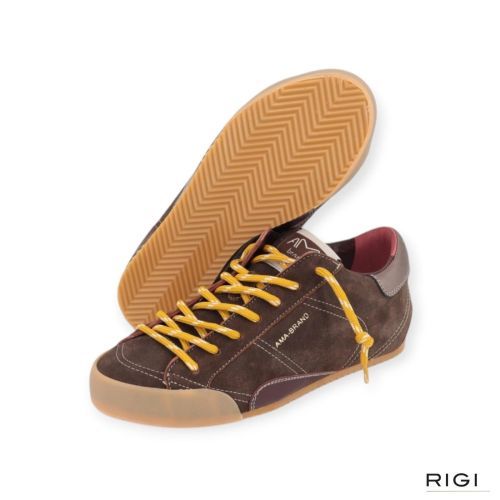 Ama-Brand Groun sneaker voor dames in bruin suède. Ama-Brand Groun sneaker voor dames in bruin suède.