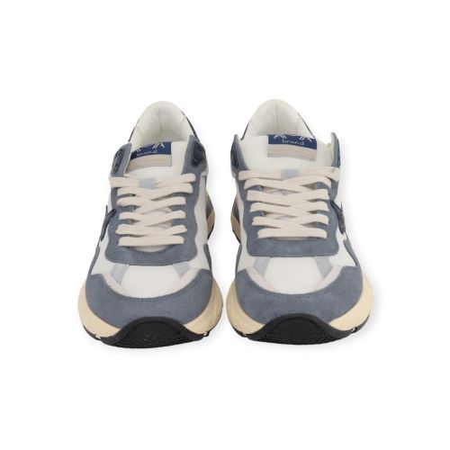Ama Brand Moon 4649 heren sneaker in het licht blauw met wit suede.