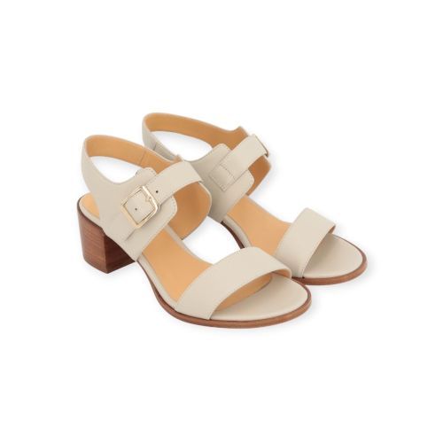 Atelier Content Eve dames sandaal in off wit leer.