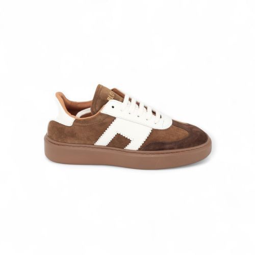Belang Sneaker Bruin