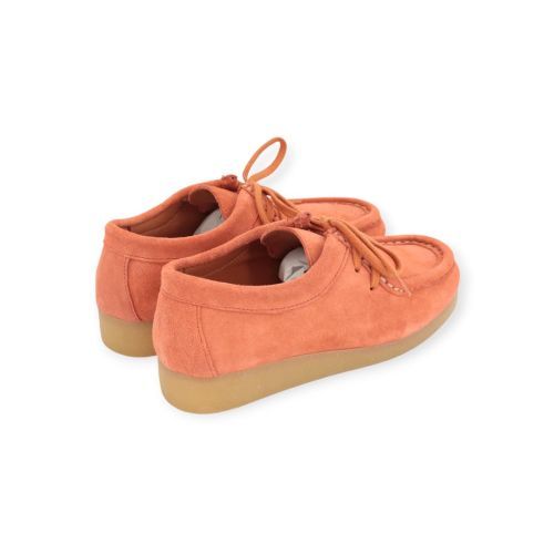 Belang dames veterschoen in oranje suede. Belang dames veterschoen in oranje suede.