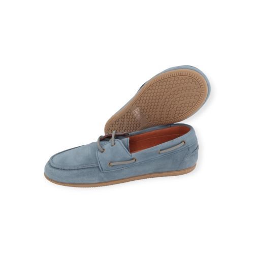 Belang dames mocassin / bootschoen in licht blauw suede leer.
