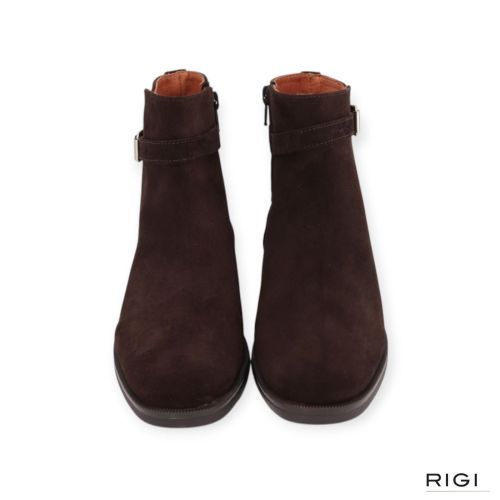 Belang BLG86 enkellaars 08541 in bruin suède voor dames. Belang BLG86 enkellaars 08541 in bruin suède voor dames.