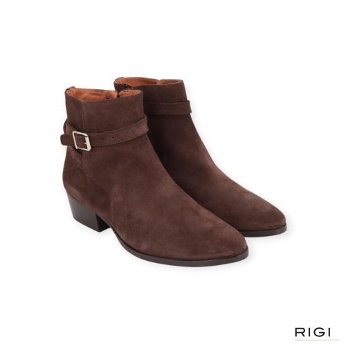 Belang BLG86 enkellaars 08546 in bruin suède voor dames. Belang BLG86 enkellaars 08546 in bruin suède voor dames.