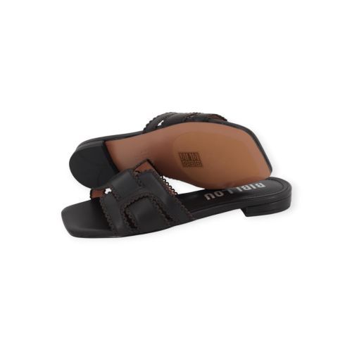 Bibi Lou Holly Flat muitlje in zwart leer voor dames. 