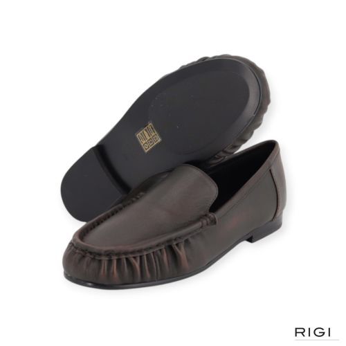 Bibi Lou Lysa loafer, mocassin in bruin leer voor dames. Bibi Lou Lysa loafer, mocassin in bruin leer voor dames.
