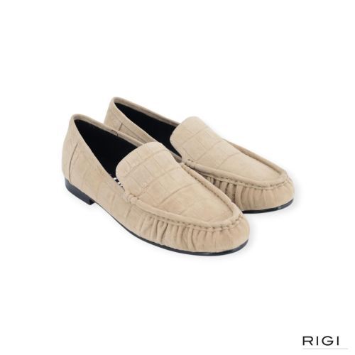 Bibi Lou Lysa dames mocassin in zand crocco suede leer. Bibi Lou Lysa dames mocassin in zand crocco suede leer.