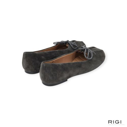 Bibi Lou Pao ballerina in grijs suède met veters voor dames. 