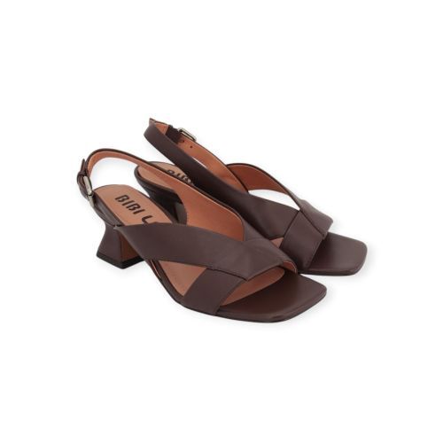 Bibi Lou Zia sandaal voor dames in bruin leer voor dames. Bibi Lou Zia sandaal voor dames in bruin leer voor dames.
