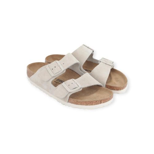 Birkenstock Arizona slipper in offwit voor dames. Birkenstock Arizona slipper in offwit voor dames.