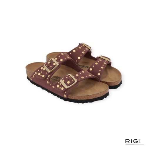 Birkenstock Arizona Rivet Border slipper in roze “pepper” suède met studs voor dames. 