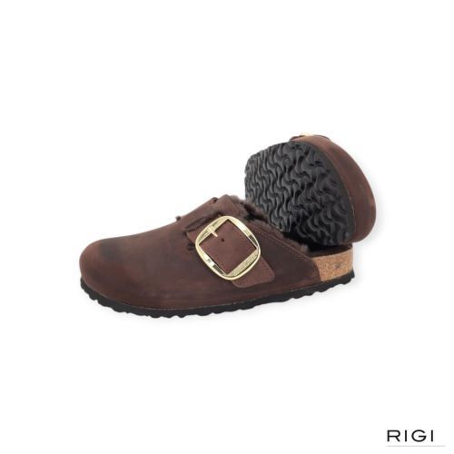 Birkenstock Boston Big Buckle Shearling muil in bruin, habana nubuck voor dames. Birkenstock Boston Big Buckle Shearling muil in bruin, habana nubuck voor dames.