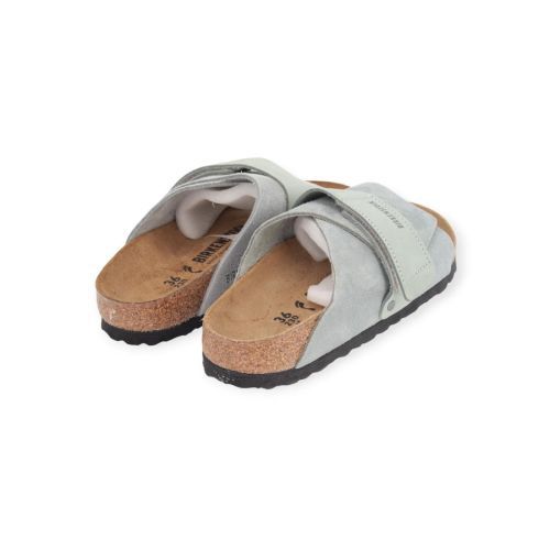 Birkenstock Kyoto unisex slipper in licht blauw.
