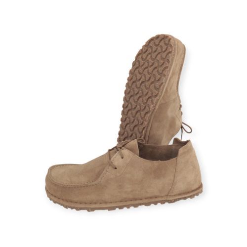 Birkenstock Utti Lace in taupe suède voor dames en heren. 