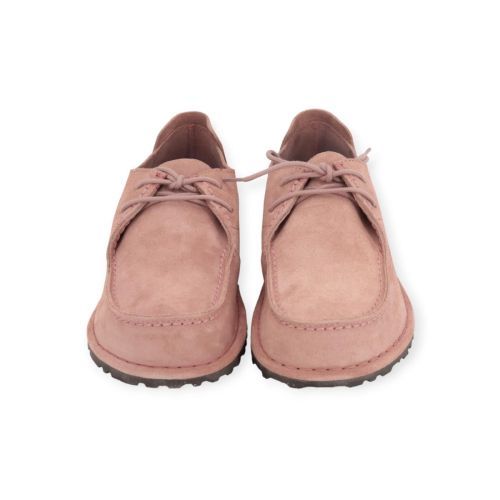 Birkenstock Utti Lace in roze suède voor dames. Birkenstock Utti Lace in roze suède voor dames.