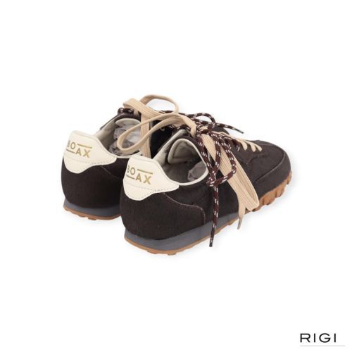 Boax Strike sneaker in bruin pony voor dames. 