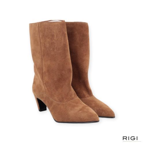 Bruno Premi B01101X enkellaars in cognac suède voor dames. Bruno Premi B01101X enkellaars in cognac suède voor dames.