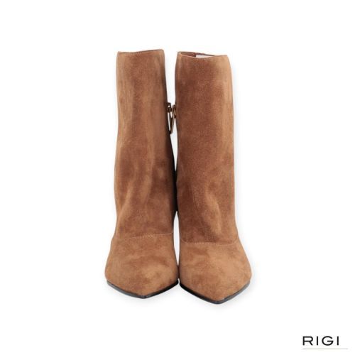 Bruno Premi B01101X enkellaars in cognac suède voor dames. Bruno Premi B01101X enkellaars in cognac suède voor dames.
