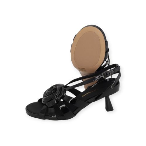 Bruno Premi dames sandaal in zwart lak leer op hak. 