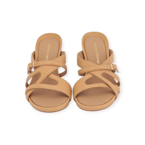 Bruno Premi dames slipper muil in het camel leer op hak. 