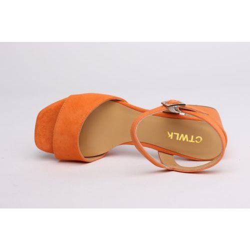 Catwalk dames sandaal in orange suede leer op plateau blokhak Nouchka.
