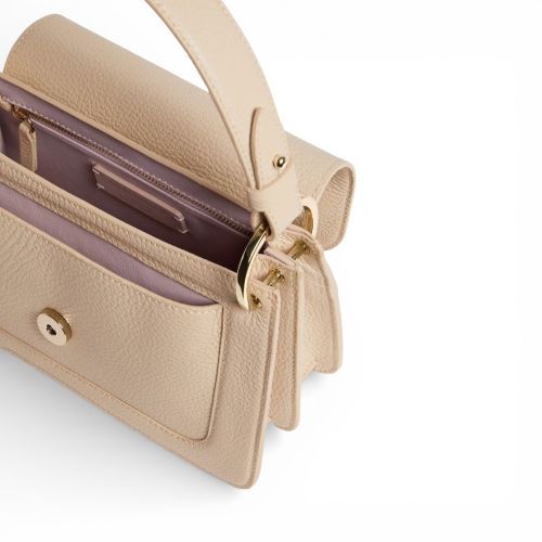 Coccinelle C-Me Small hand- en schoudertas in beige leer voor dames.