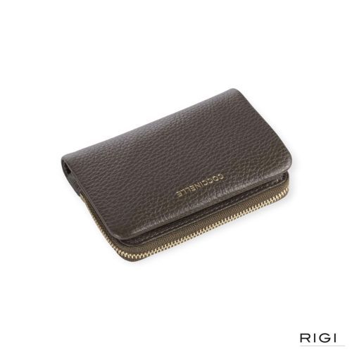 Coccinelle E2TBM11E901 C-Me Softy portemonnee in fango, taupe leer voor dames. Coccinelle E2TBM11E901 C-Me Softy portemonnee in fango, taupe leer voor dames.
