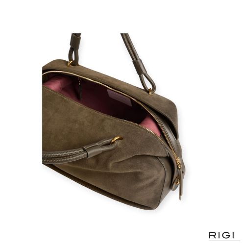 Coccinelle Lizzie E1VEQ180201 small hand-en schoudertas in taupe, fango suède voor dames. 