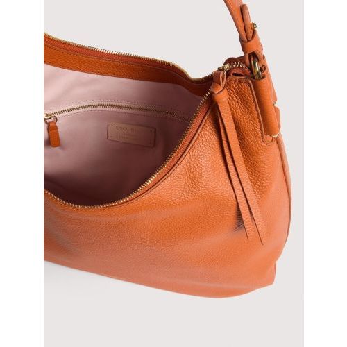 Hand-en schoudertas Coccinelle Rebekka voor dames in cognac crab leer. 