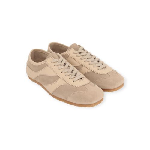 Copenhagen, CPH717 sneaker in zand suède voor dames. 