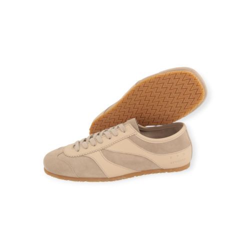 Copenhagen, CPH717 sneaker in zand suède voor dames. 