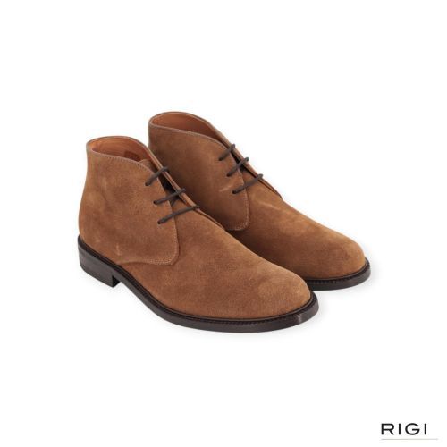 CTWLK Darthur M4 heren enkellaars in cognac suede leer. CTWLK Darthur M4 heren enkellaars in cognac suede leer.