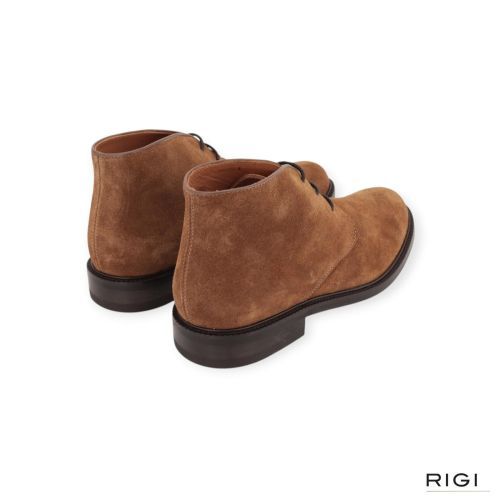 CTWLK Darthur M4 heren enkellaars in cognac suede leer. CTWLK Darthur M4 heren enkellaars in cognac suede leer.