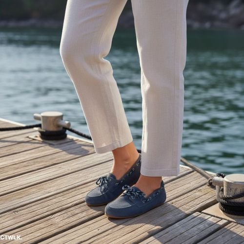 Catwalk Giraf mocassin in blauw suède voor dames.