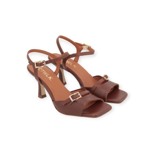 CTWLK Ramble G7 sandaal voor dames in bruin leer. CTWLK Ramble G7 sandaal voor dames in bruin leer.