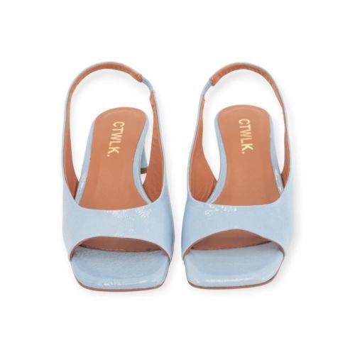 CTWLK Ronny K9 sandaal in lichtblauw voor dames. 